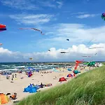 Stunning In Przewloka بيت للعطل