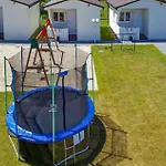 2 Bedroom Lovely In Przewloka Hébergement de vacances