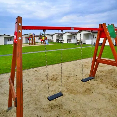 Semesterbostad Stunning In Przewloka Przewloka (Pomerania)