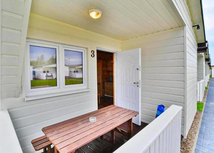 Stunning In Przewloka Semesterbostad Przewloka (Pomerania)